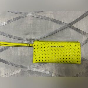 Micheal Kors Neon Yellow Purse
